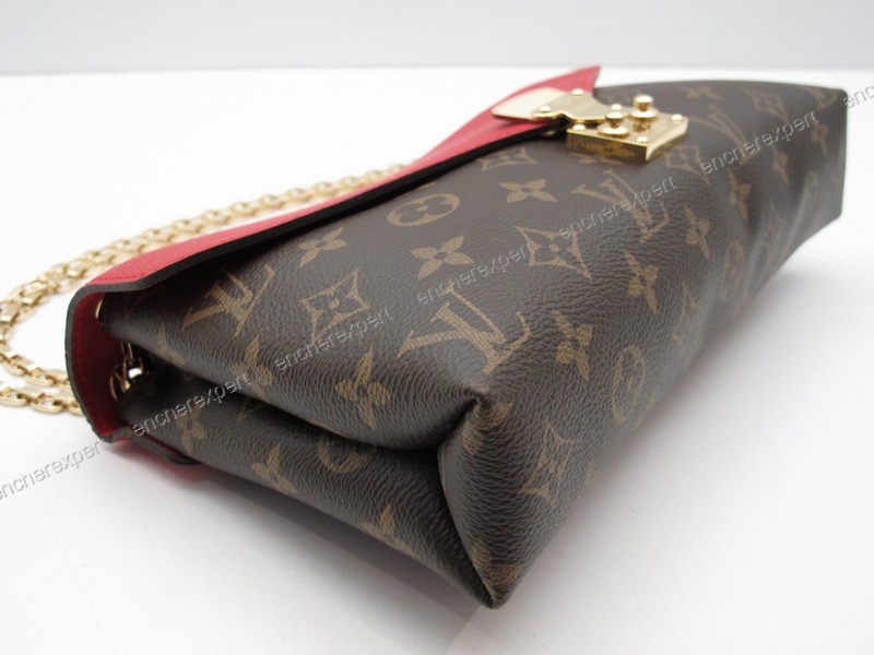 ca2104 louis vuitton