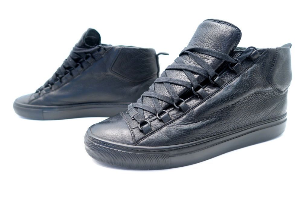 balenciaga arena montante