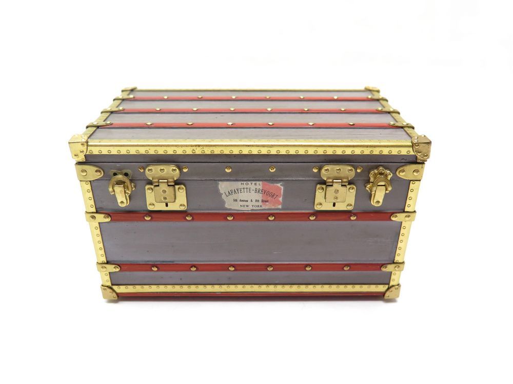 Boite a bijoux LOUIS VUITTON mini malle - Authenticité garantie - Visible  en boutique